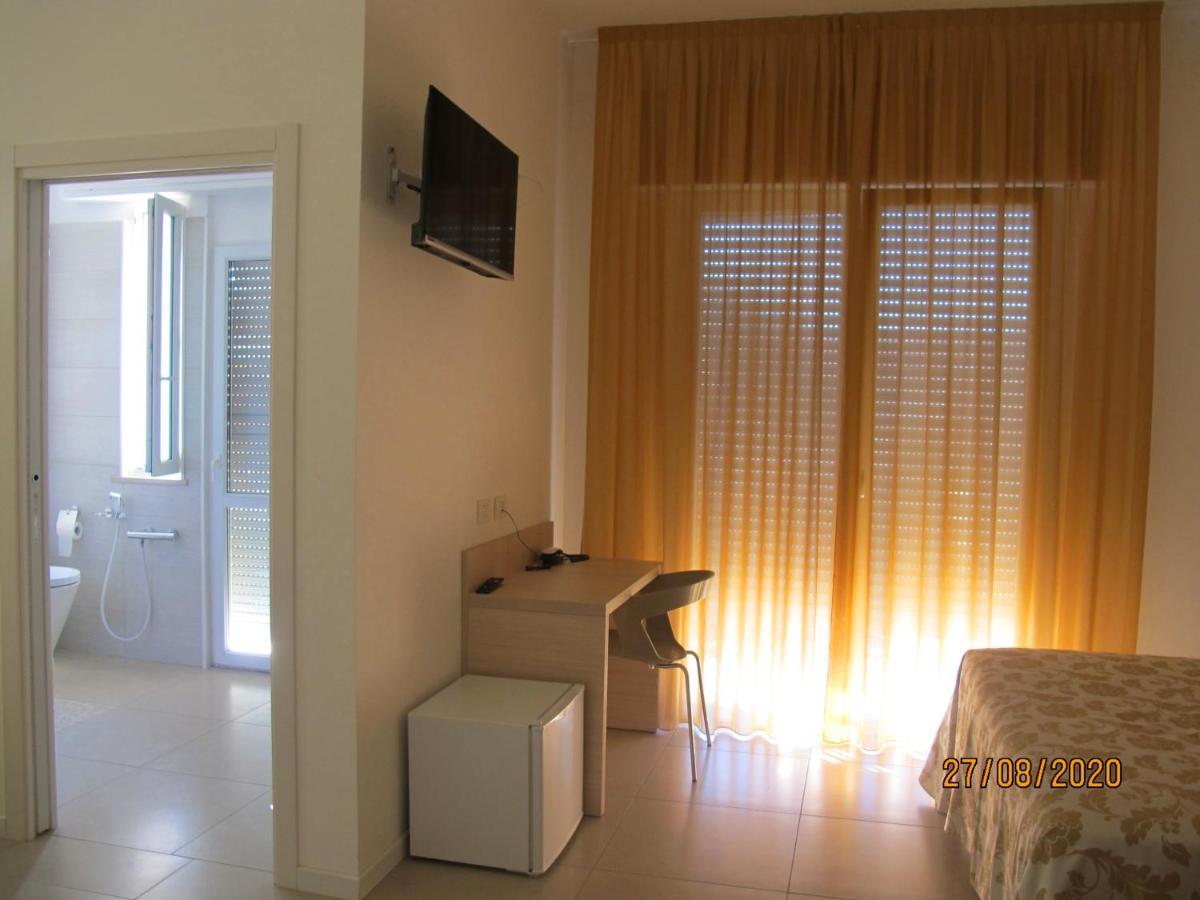 Santa Barbara Hotel & Apartments Bellaria-Igea Marina Extérieur photo