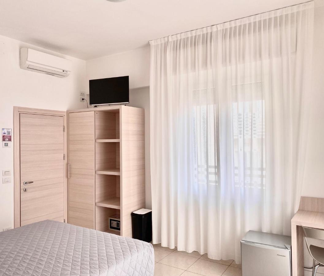 Santa Barbara Hotel & Apartments Bellaria-Igea Marina Extérieur photo