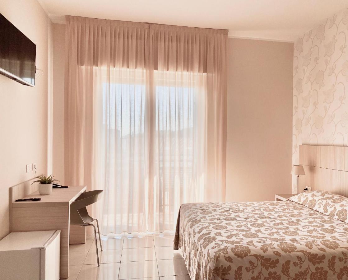 Santa Barbara Hotel & Apartments Bellaria-Igea Marina Extérieur photo